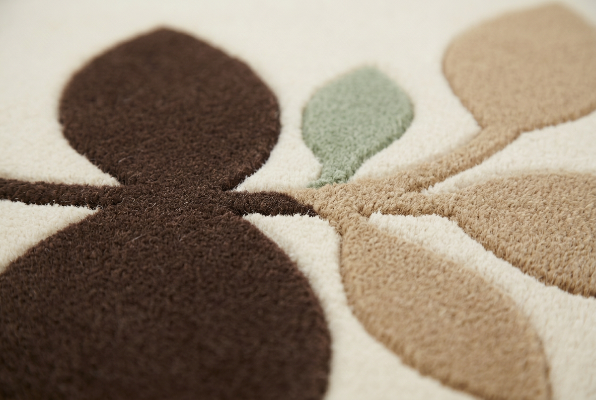Ivory Acacia wool close-up