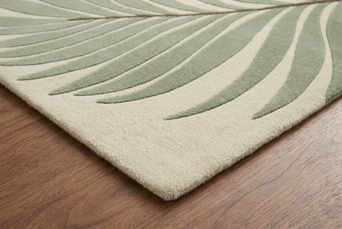 Olive Palm corner detail