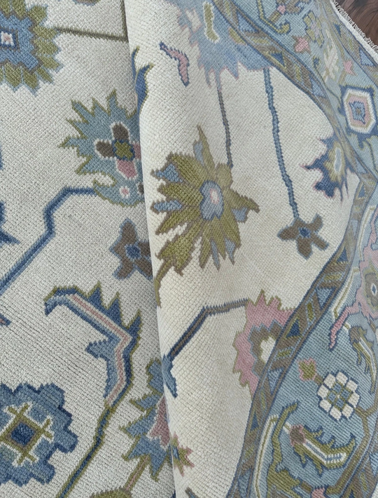All-Over Geometric Diamond Lattice Oushak Ivory and Grey Blue Soft Multicolour Traditional 8x10 Hand Knotted Wool Area Rug