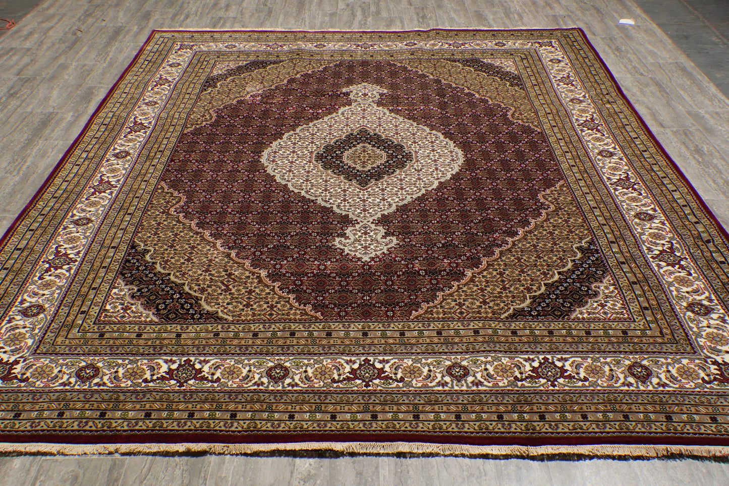 8x10 Premium Burgundy and Ivory Antique Heriz Serapi Hand Knotted Medallion Wool Area Rug