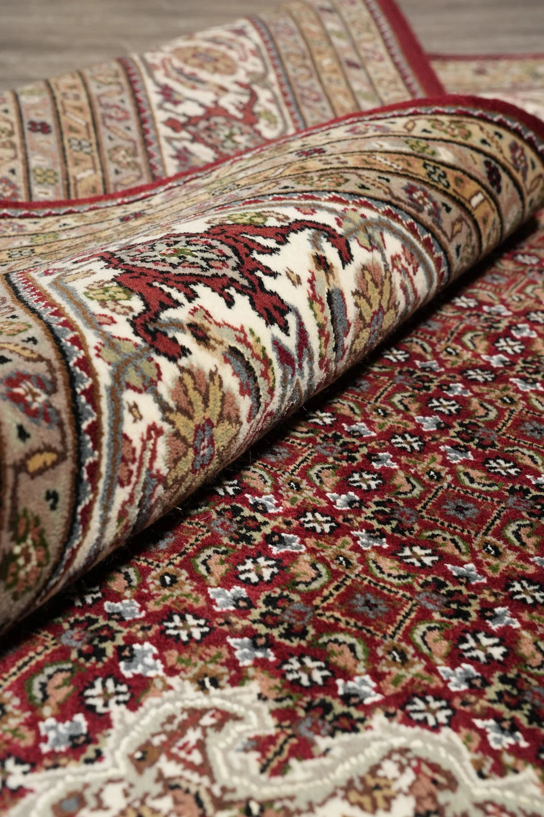 8x10 Premium Burgundy and Ivory Antique Heriz Serapi Hand Knotted Medallion Wool Area Rug