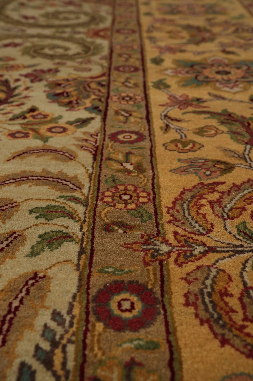 Ivory and Gold Antique Floral Oushak Vintage Traditional 8x10 Hand Knotted Wool Area Rug