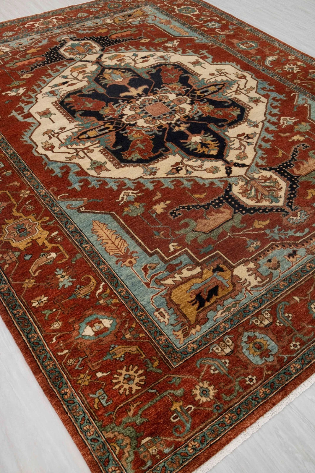 Geometric Medallion Heriz Serapi Brick Red and Ivory Classic 8x10 Hand Knotted Wool Area Rug